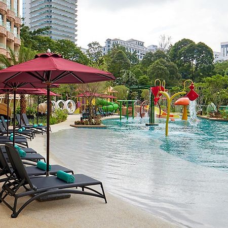 Sunway Resort Hotel Petaling Jaya Exterior foto The water playground at Shangri-La Hotel, Kuala Lumpur