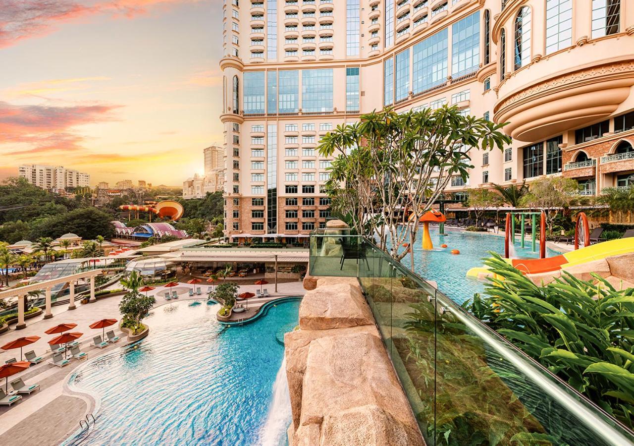 Sunway Resort Hotel Petaling Jaya Exterior foto The Berjaya Times Square Hotel