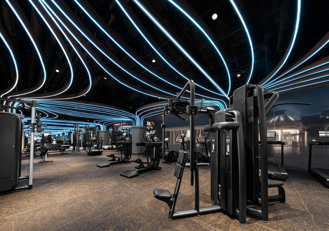 Sunway Resort Hotel Petaling Jaya Exterior foto The gym at the Ritz-Carlton, DIFC, Dubai